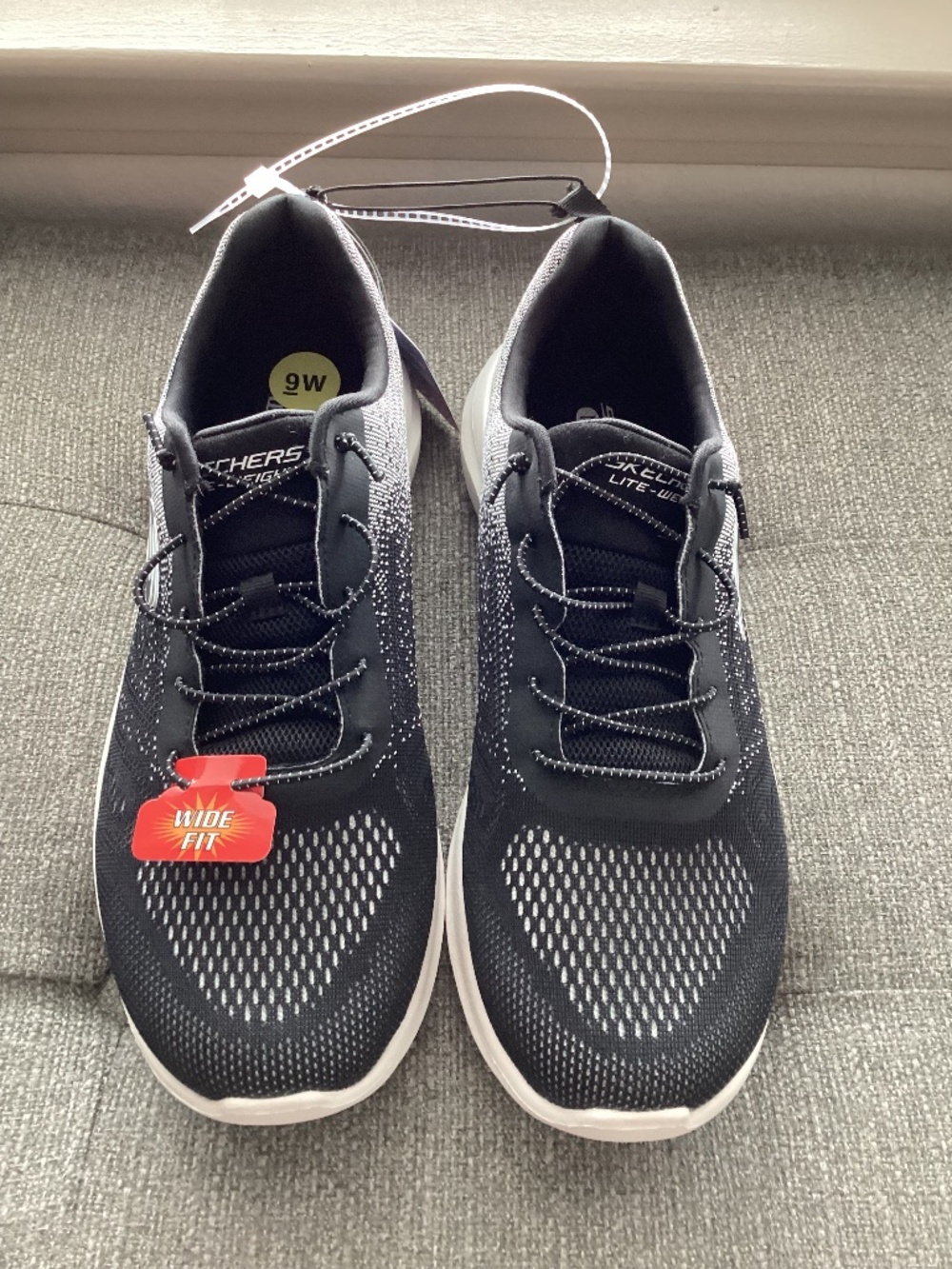 SKECHERS  Skech Lite Pro 2.0 Sneaker Wide fit, size 9W